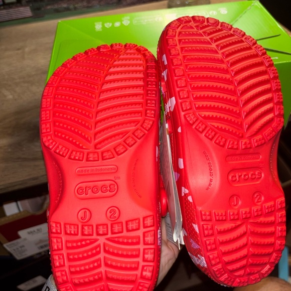 CROCS Kids Red Heart Sandals - Picture 3 of 3